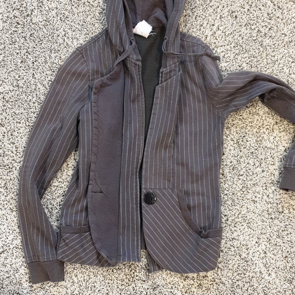 Jacket - Picture 2 of 3